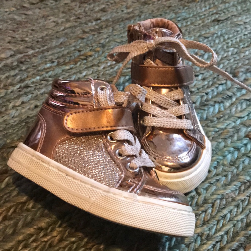 Metallic & sparkle high top sneakers size 5